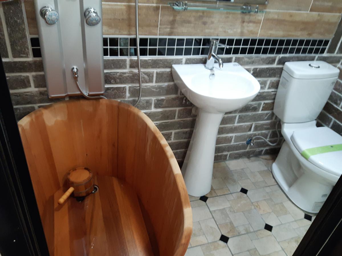 Hase Spring Apartment Тайнан Екстериор снимка