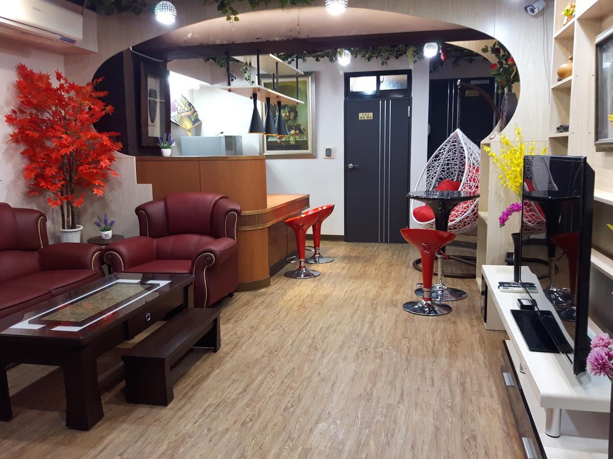 Hase Spring Apartment Тайнан Екстериор снимка