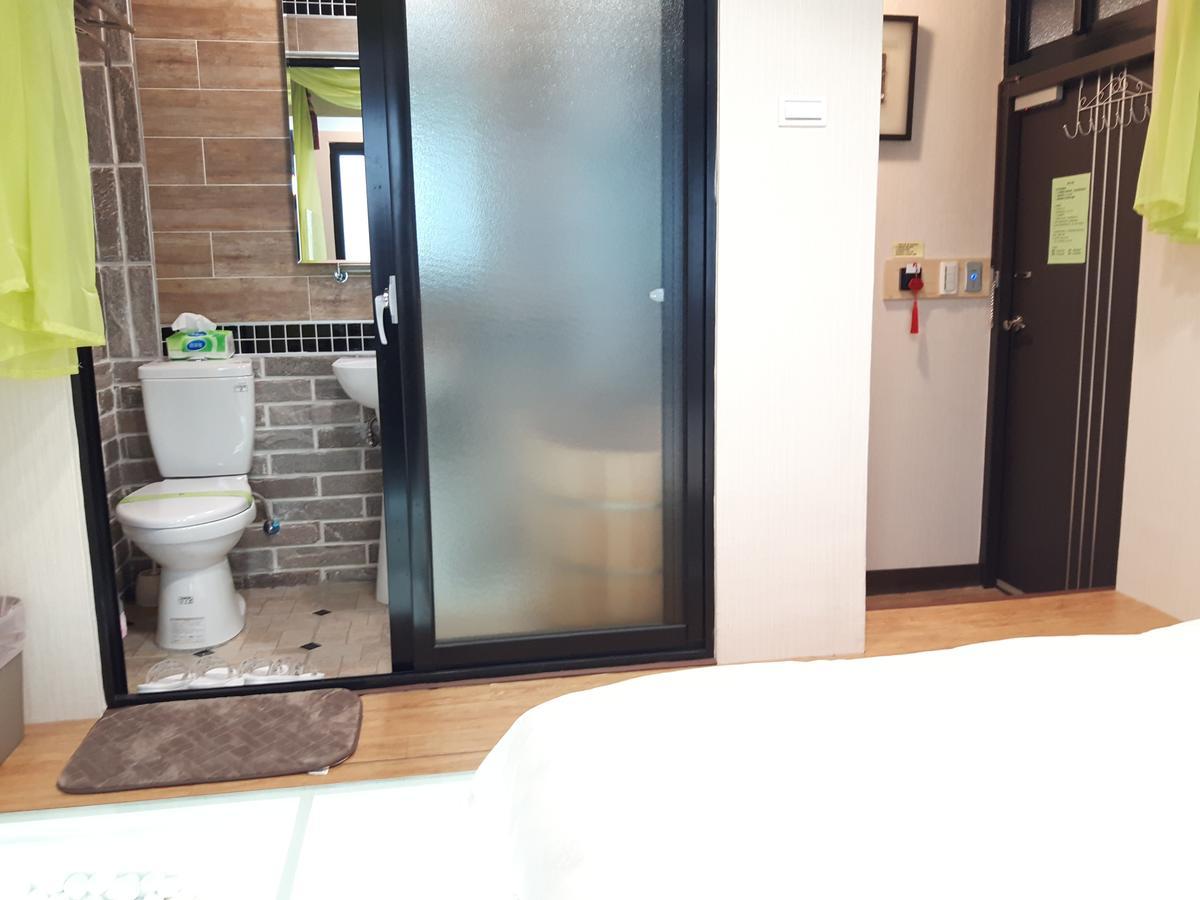 Hase Spring Apartment Тайнан Екстериор снимка